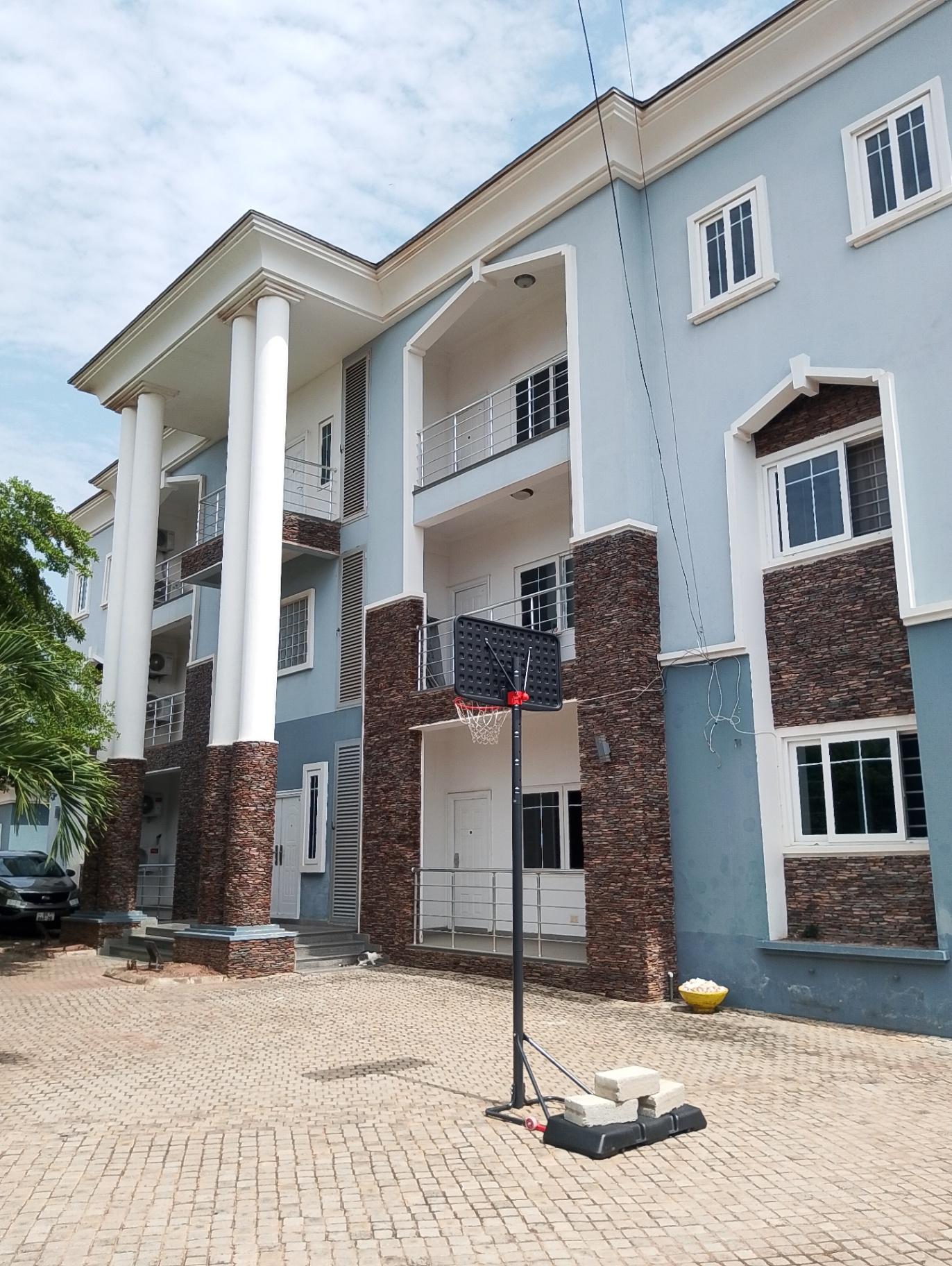 3 bedroom Apartment for Rent